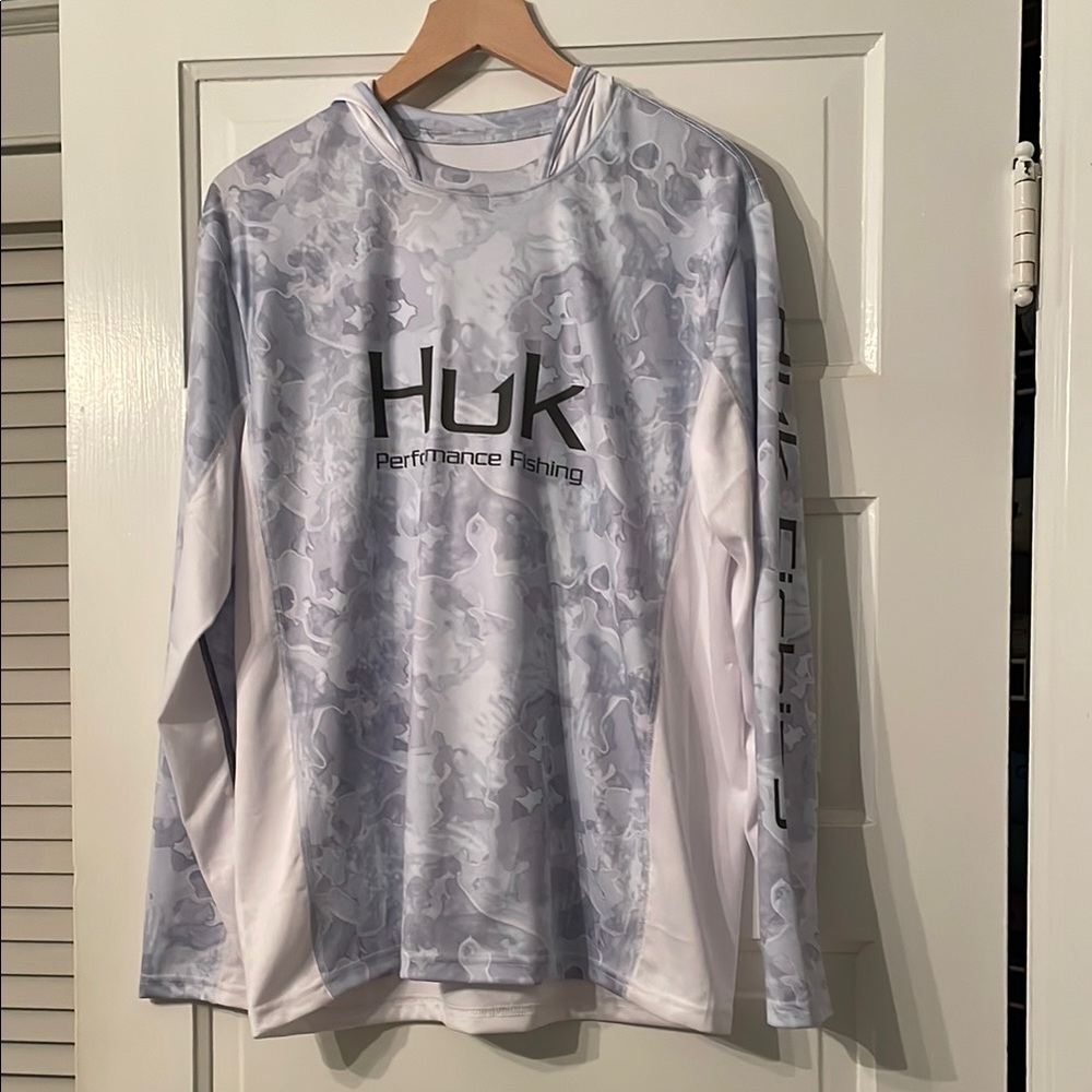 Huk women’s hooded light blue/white Long Sleeve Performance Tee
